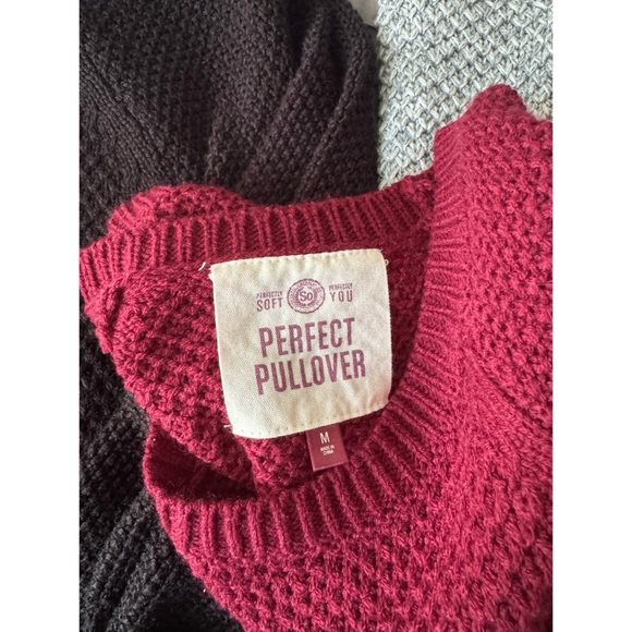 SO Perfect Pullover Sweater, Set of 4 - Picture 2 of 2